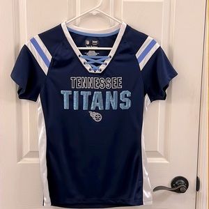 Tennessee Titans women’s jersey.